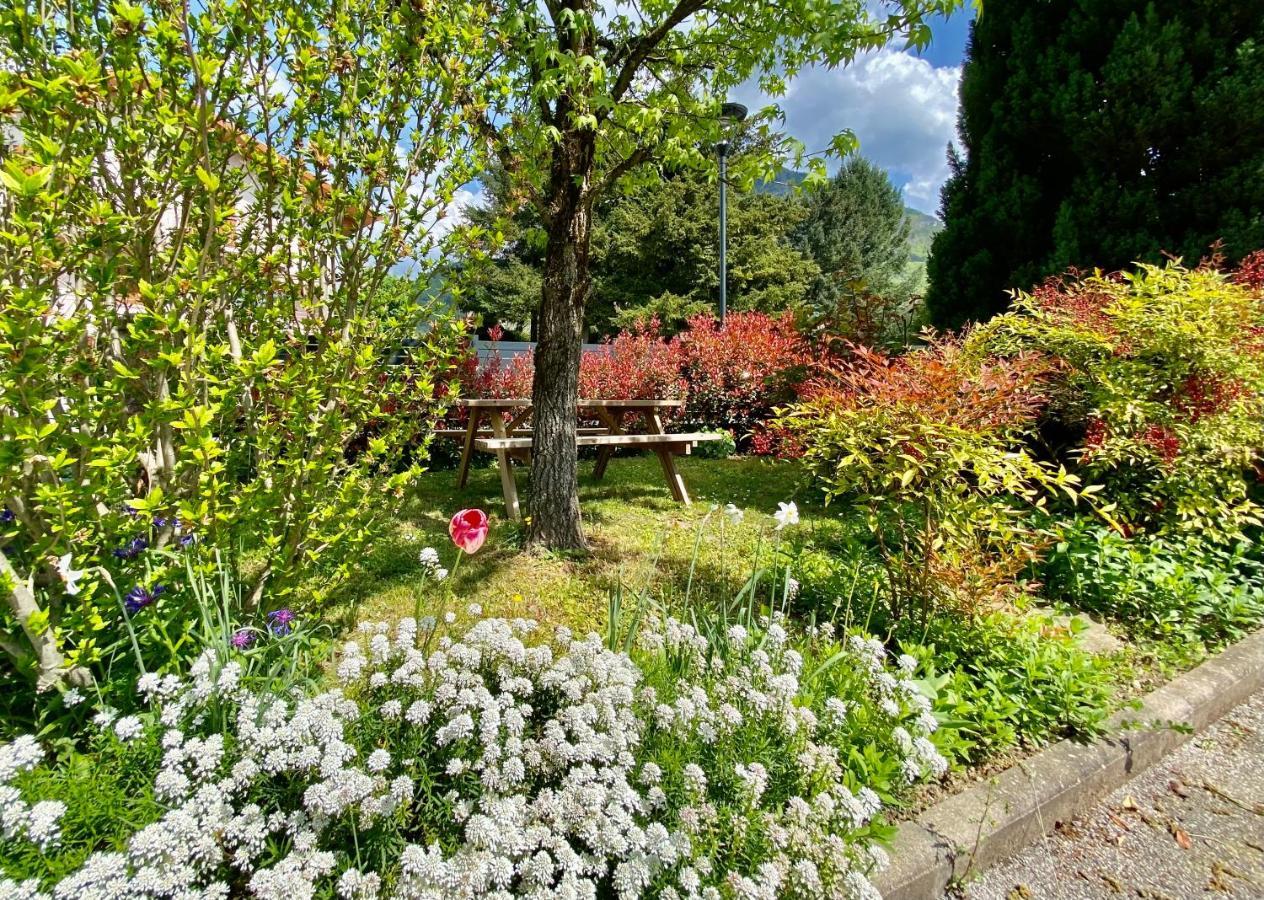 Ferienwohnung La Branche Du Cerisier Annecy Exterior foto