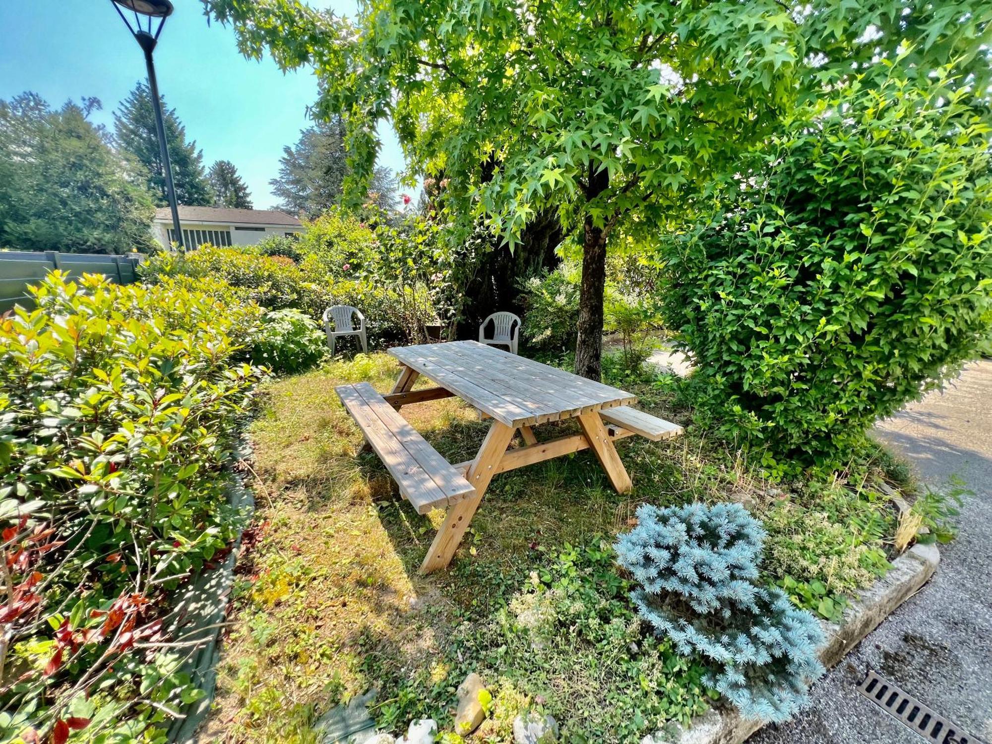 Ferienwohnung La Branche Du Cerisier Annecy Exterior foto